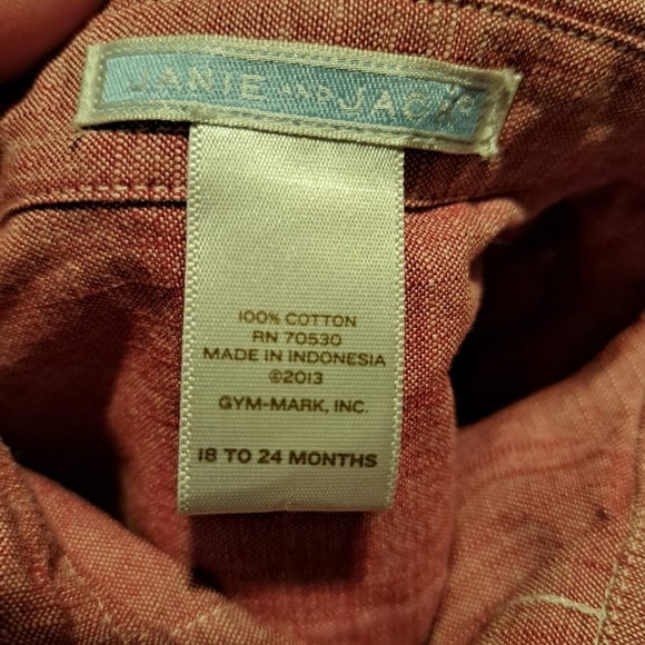 Janie and Jack boys size 18-24 months red heather button up shirt, tabs sleeve - Picture 2 of 5